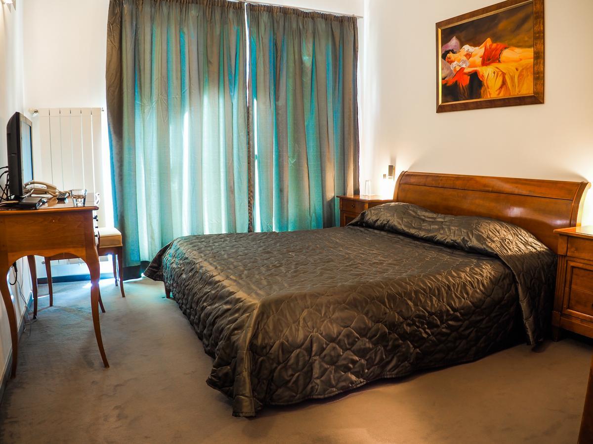 Ajax Boutique Apart Hotel Sofia Exteriör bild
